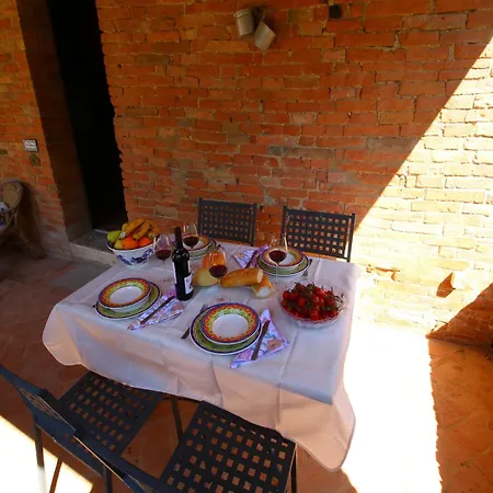 Attractive In Montalcino With Terrace Сasa de vacaciones San Giovanni dʼAsso