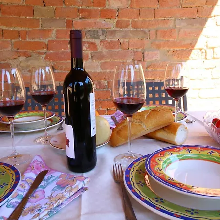 Сasa de vacaciones Attractive In Montalcino With Terrace San Giovanni dʼAsso