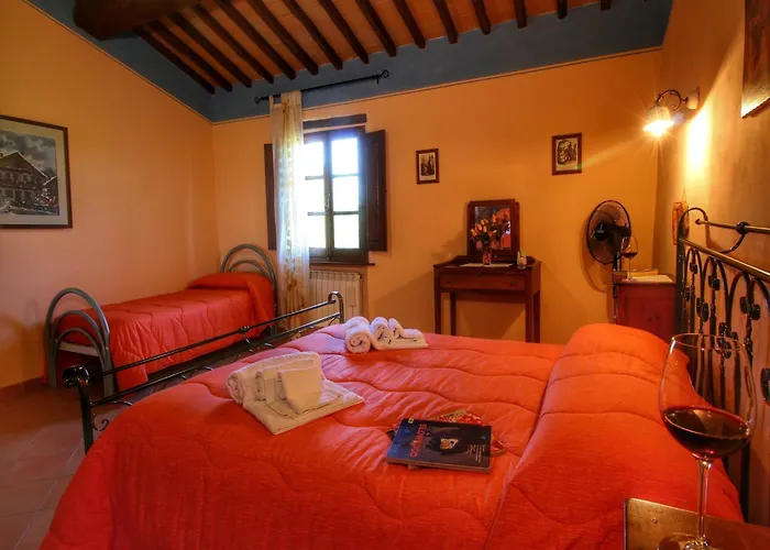 Attractive In Montalcino With Terrace San Giovanni dʼAsso